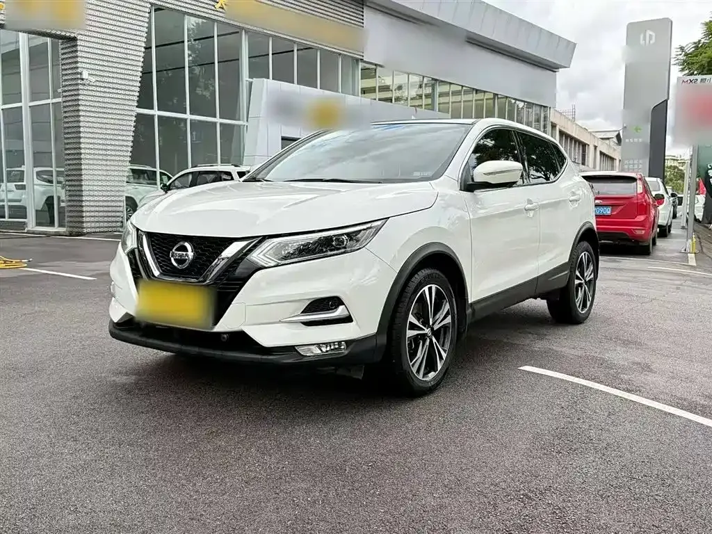 Nissan Qashqai 2021 из CN, фото 2