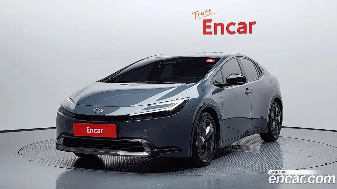 Toyota Prius 2024 из KR, фото 1