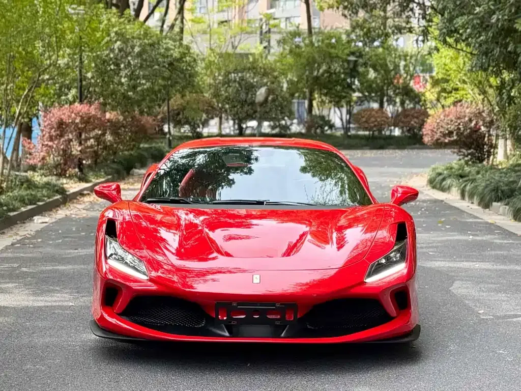 Ferrari F8 — фото 1