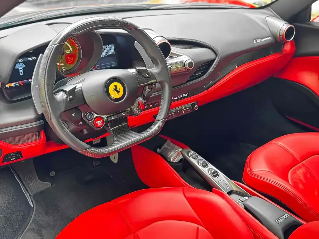 Ferrari F8 — фото 5