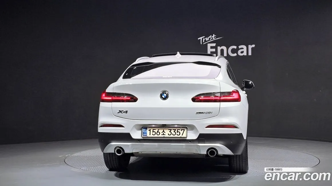 BMW X4 2021 из KR, фото 4