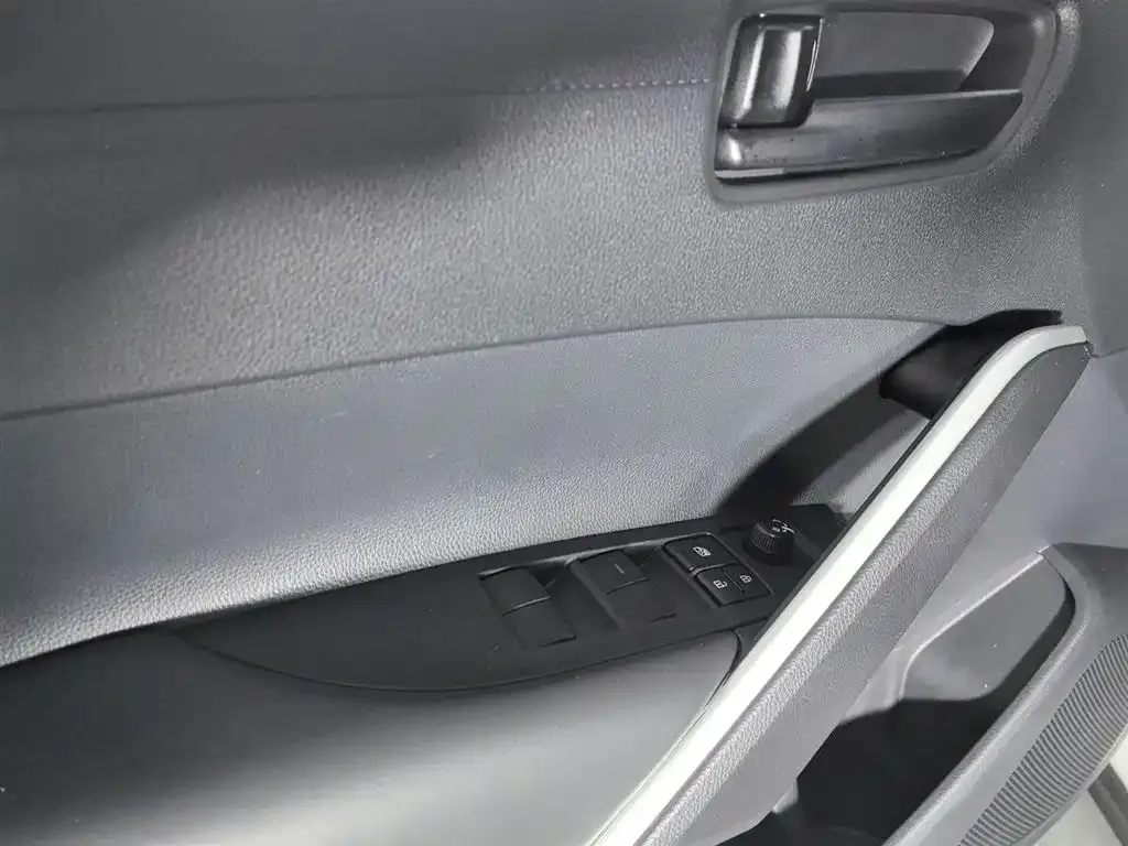 Toyota Frontlander 2024 из CN, фото 9