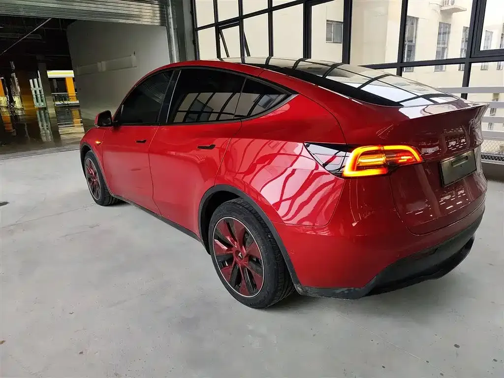 Tesla Model Y 2021 из CN, фото 5