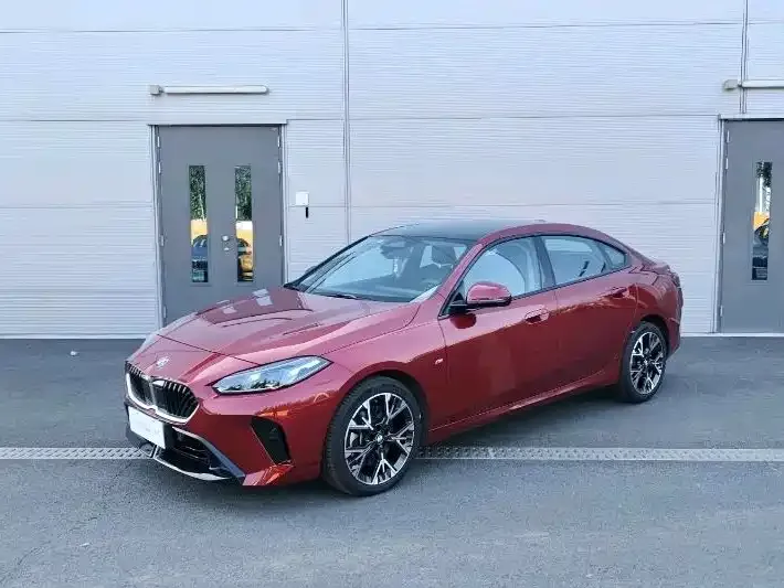 BMW 2 Series — фото 1