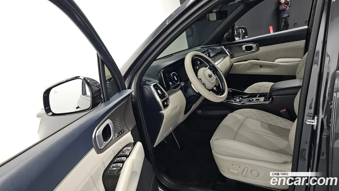 Kia Sorento — фото 10