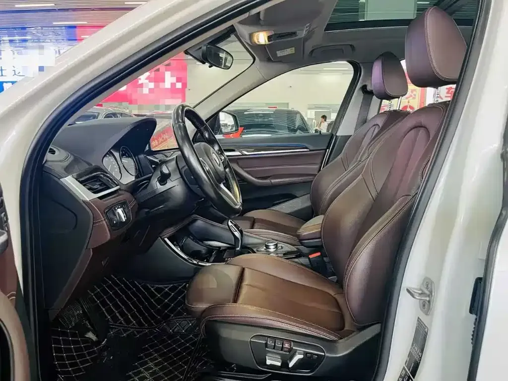 BMW X1 2021 из CN, фото 7