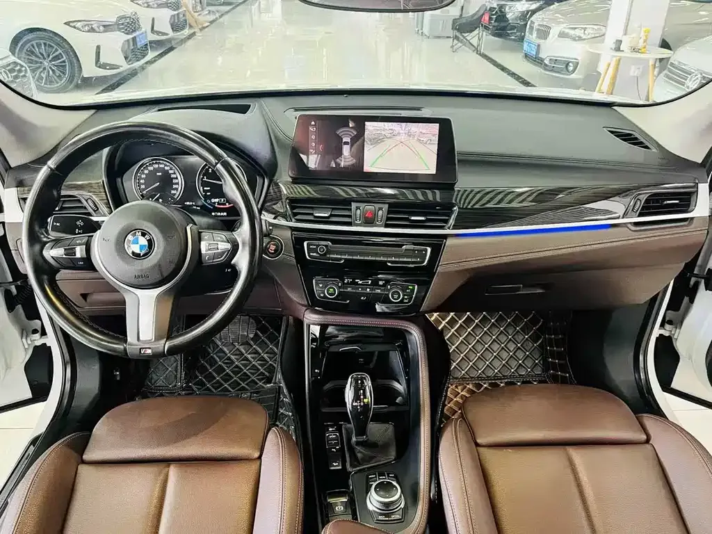 BMW X1 2021 из CN, фото 8