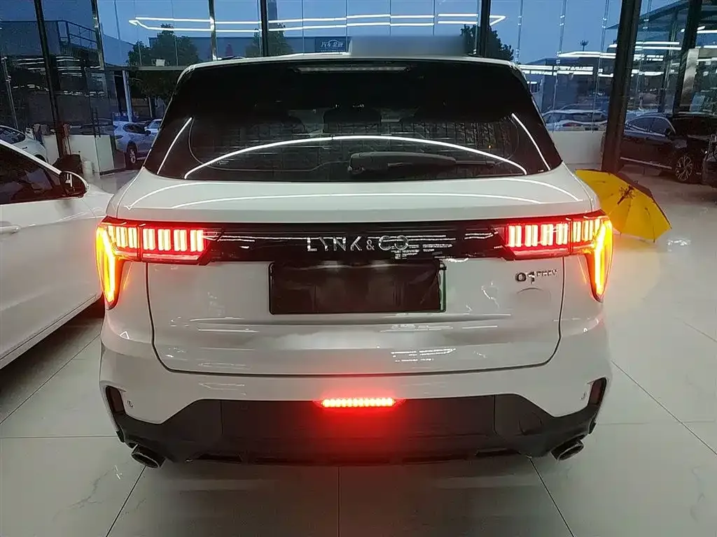 Lynk & Co 01 EM-P 2023 из CN, фото 6