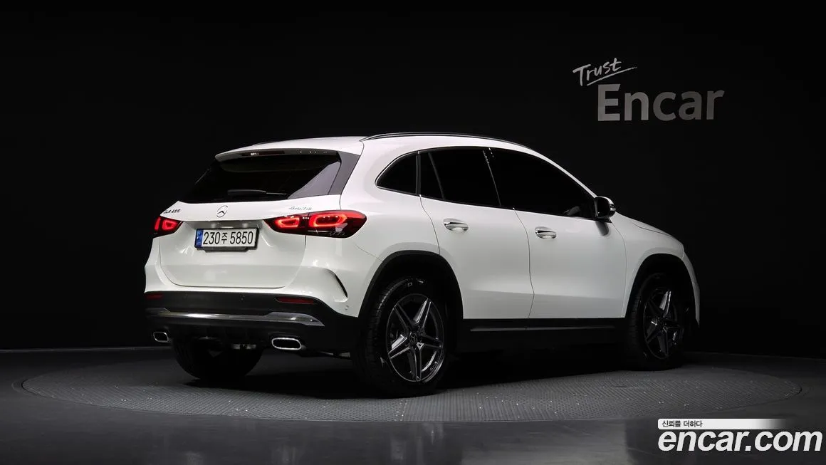 Mercedes-Benz GLA-Class — фото 2