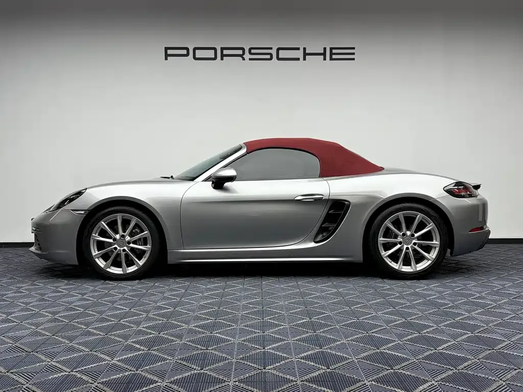 Porsche 718 — фото 4