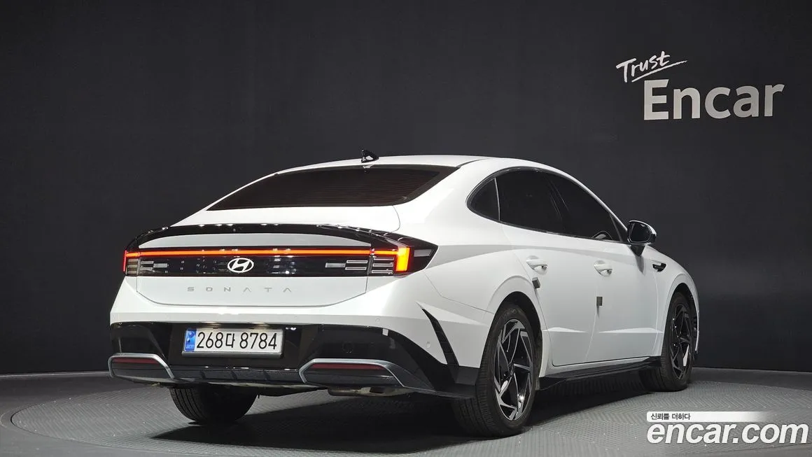 Hyundai Sonata 2024 из KR, фото 2