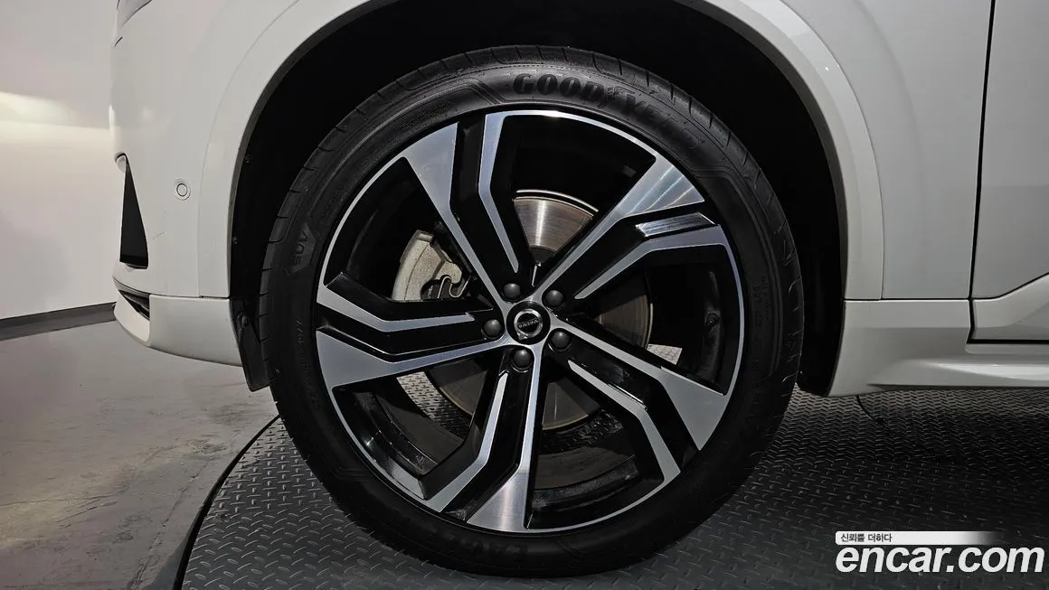 Volvo XC90 2021 из KR, фото 5
