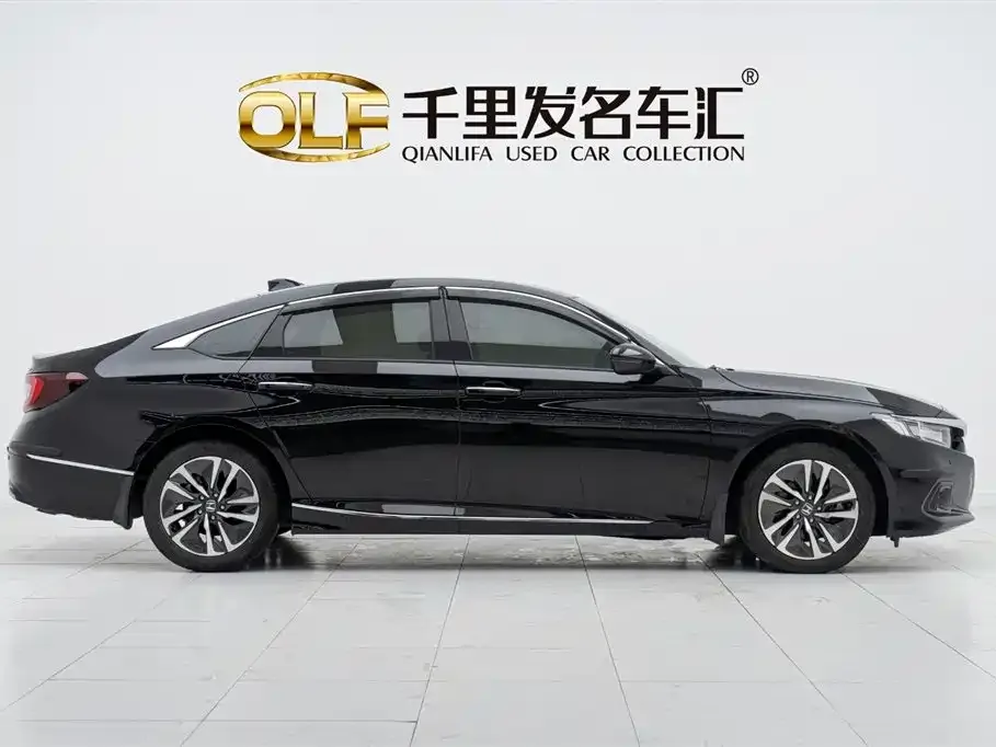 Honda Accord — фото 4