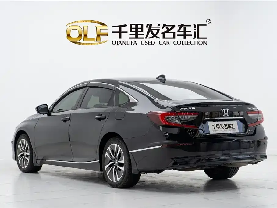 Honda Accord — фото 5