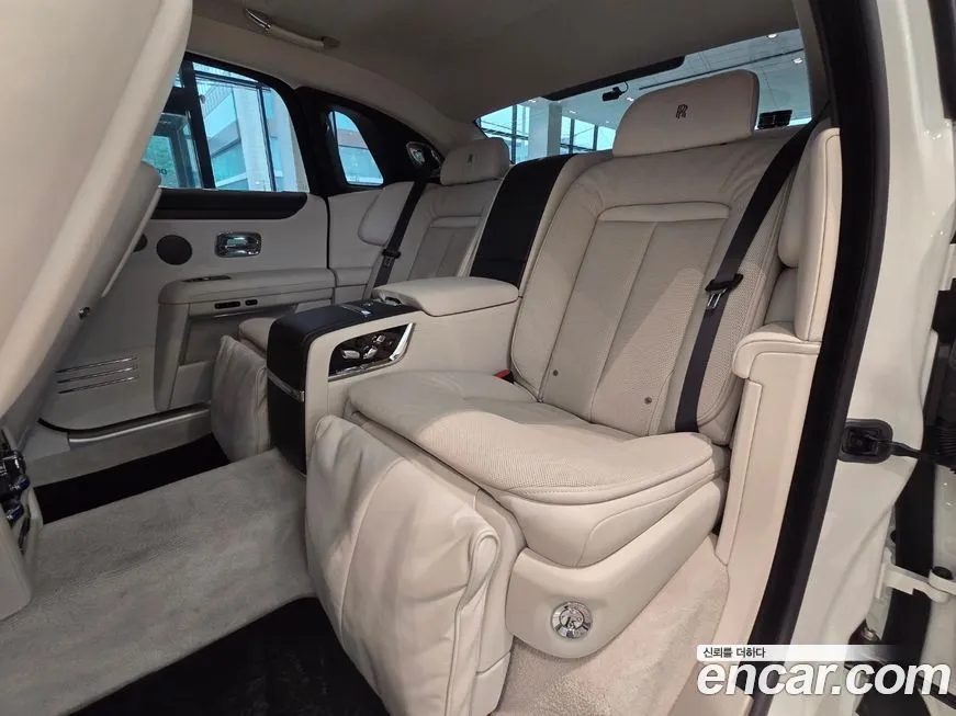 Rolls-Royce Ghost 2021 из KR, фото 9