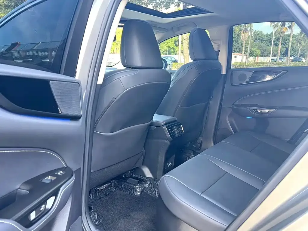 Lexus NX 2024 из CN, фото 5