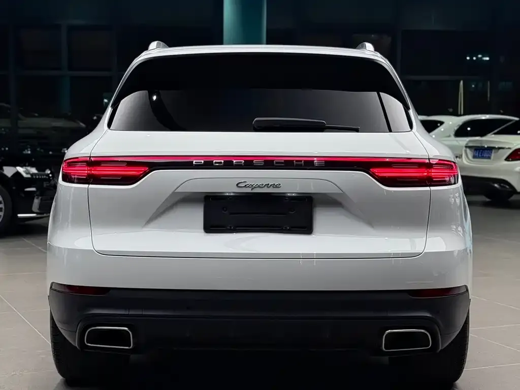 Porsche Cayenne — фото 3