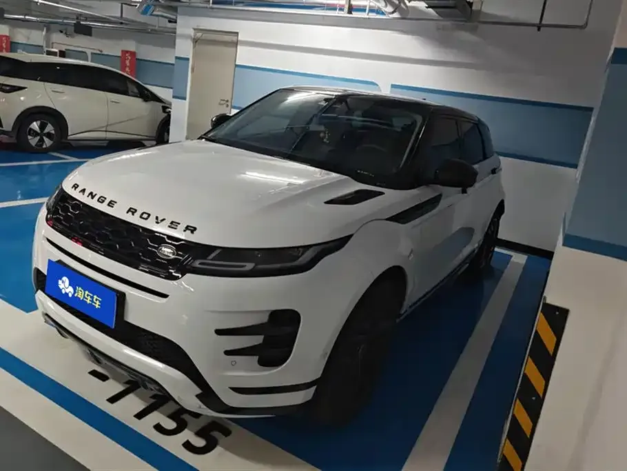 Land Rover Evoque — фото 1