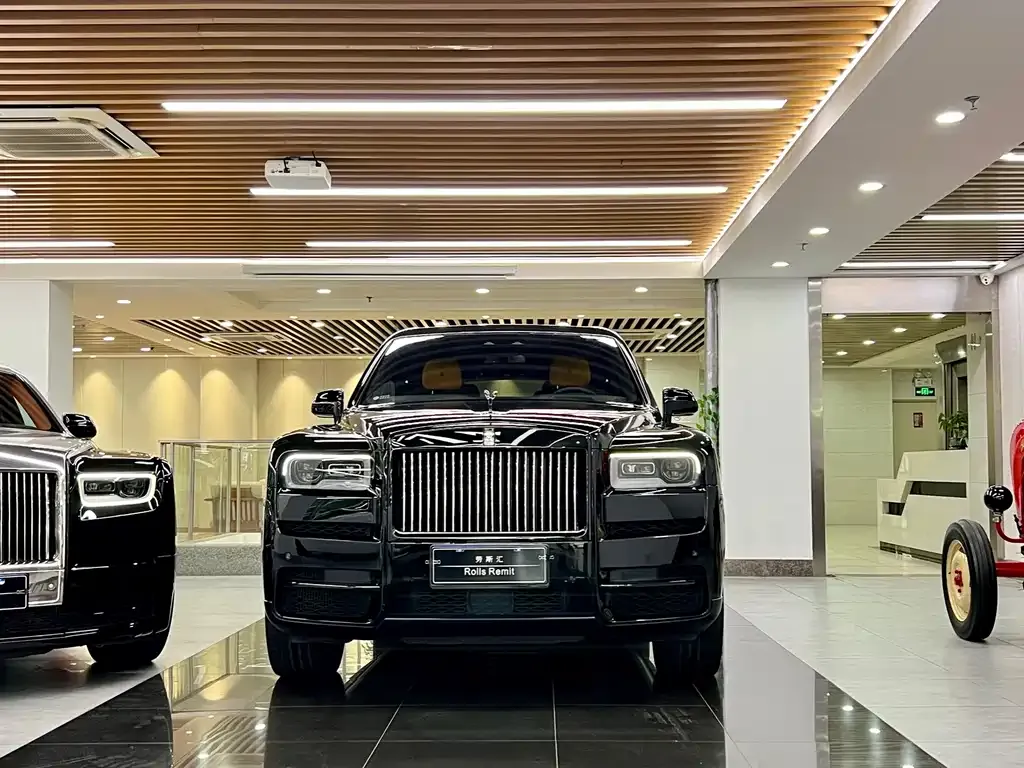 Rolls-Royce Cullinan 2021 из CN, фото 2