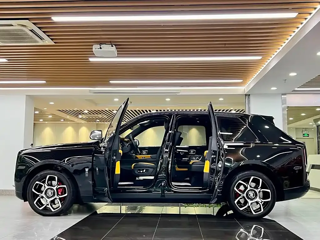 Rolls-Royce Cullinan 2021 из CN, фото 6
