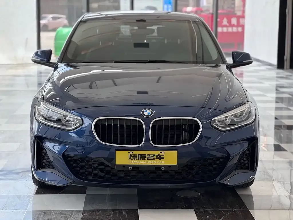 BMW 1 Series 2022 из CN, фото 2