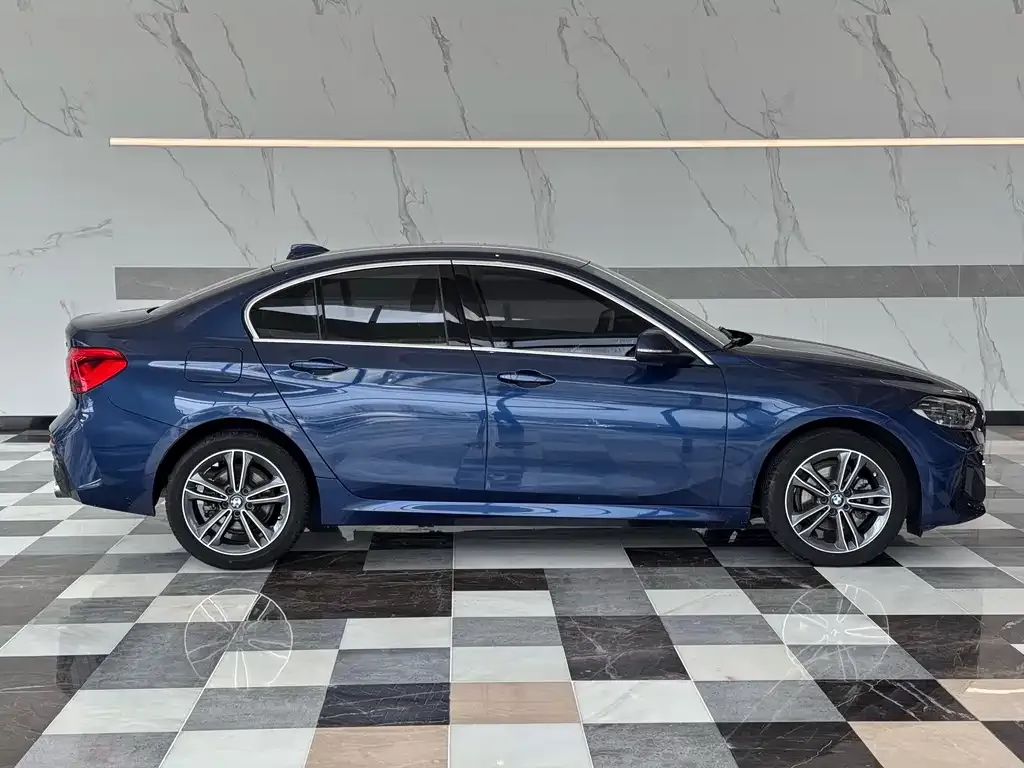 BMW 1 Series 2022 из CN, фото 4