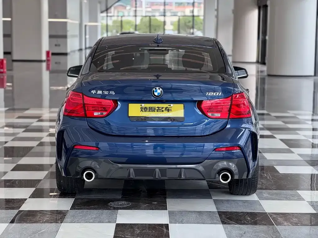 BMW 1 Series 2022 из CN, фото 6