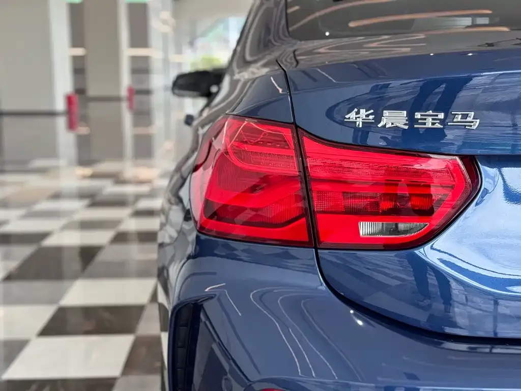 BMW 1 Series 2022 из CN, фото 9