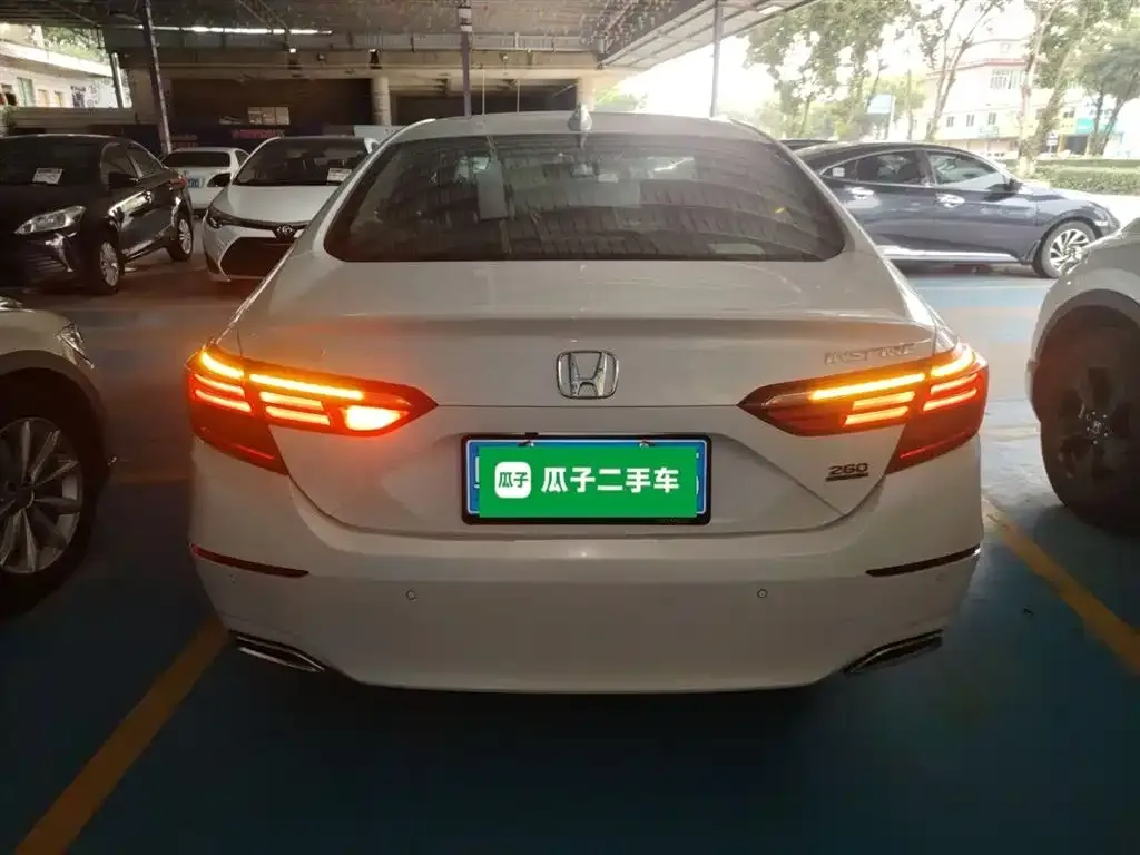 Honda Inspire — фото 6
