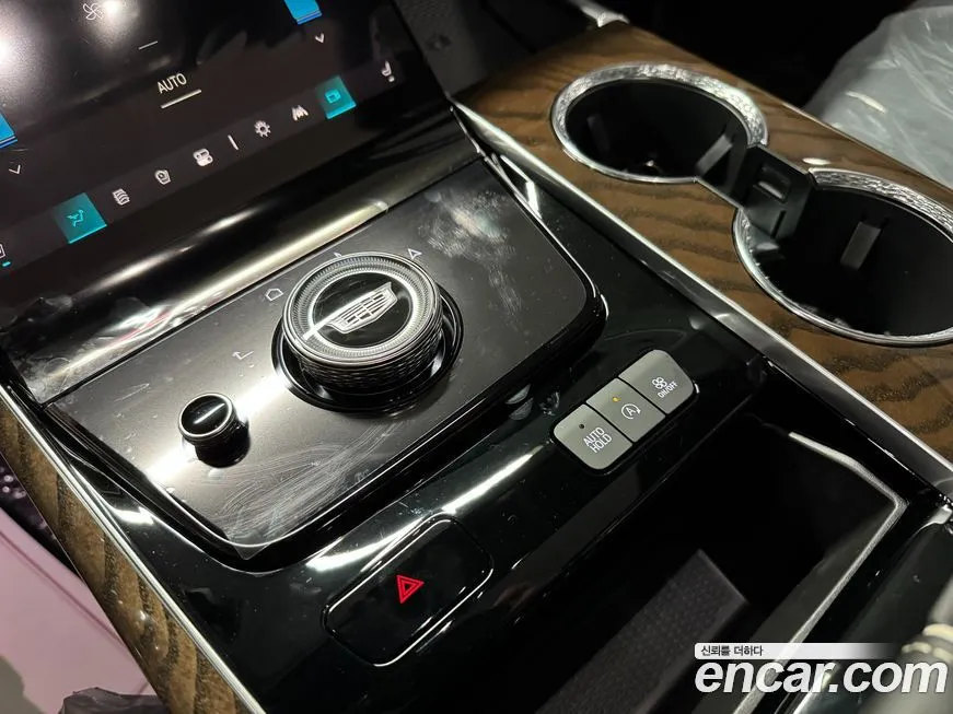 Cadillac Escalade 2025 из KR, фото 10