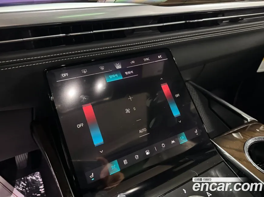 Cadillac Escalade 2025 из KR, фото 9