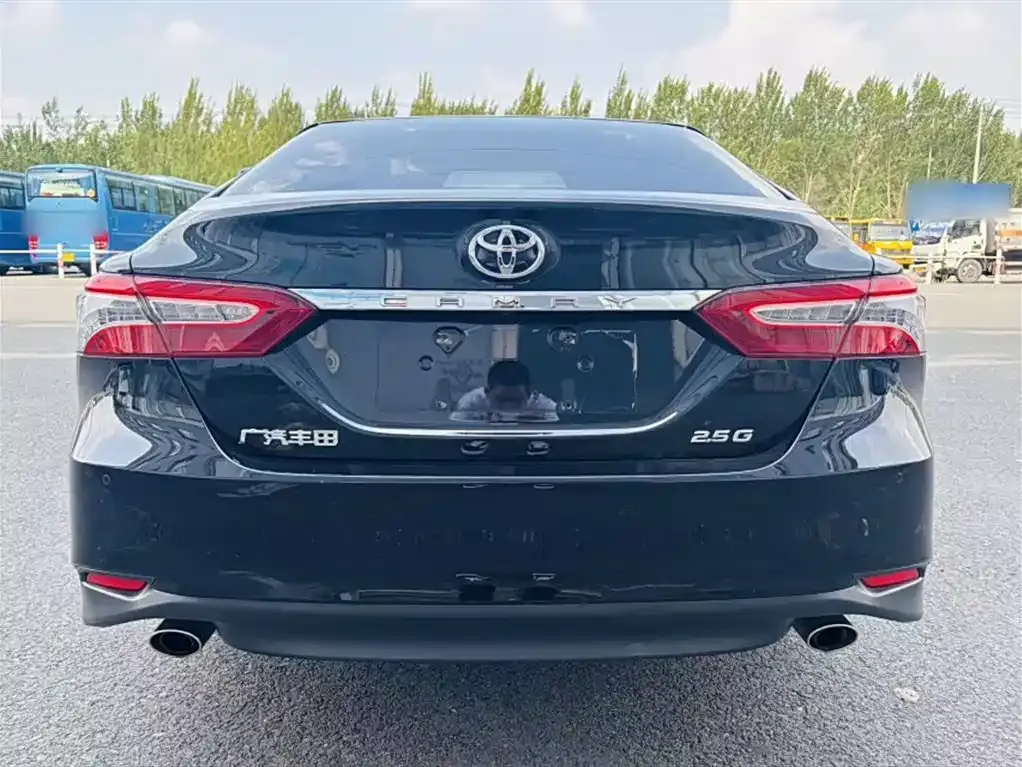 Toyota Camry 2021 из CN, фото 5