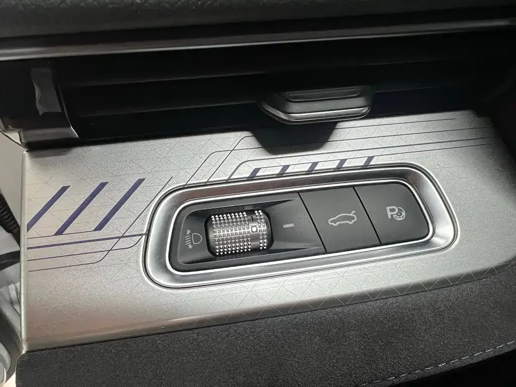 Geely Xingrui 2025 из CN, фото 10