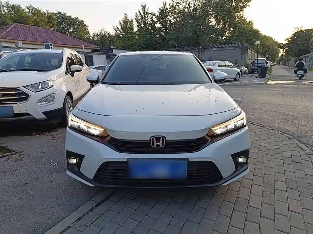 Honda Civic 2024 из CN, фото 3