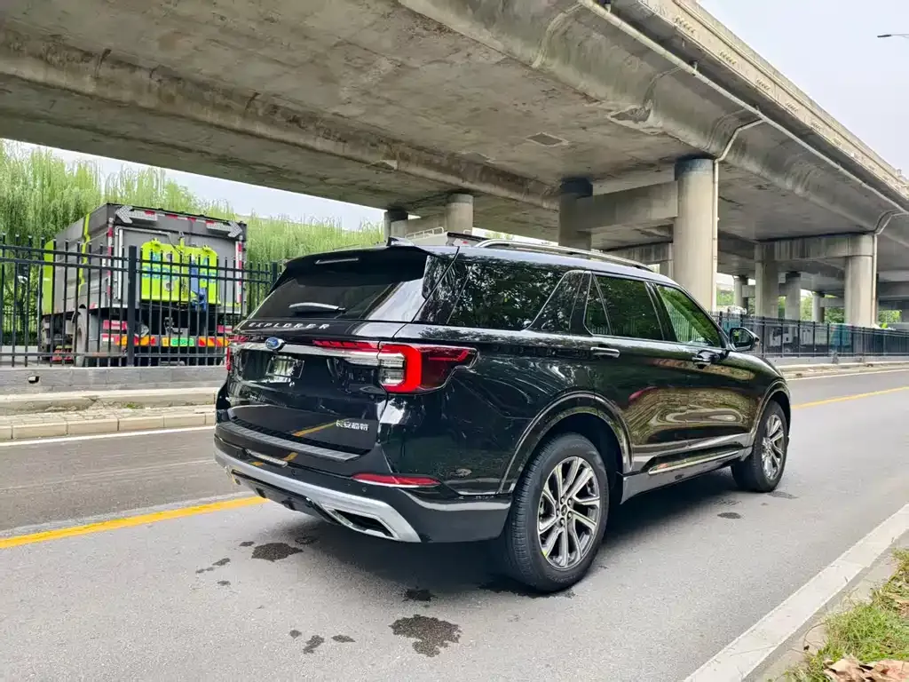 Ford Explorer 2025 из CN, фото 7