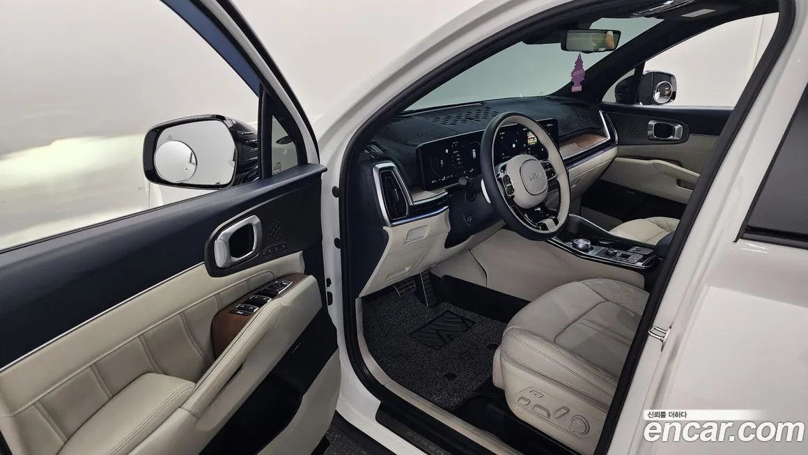 Kia Sorento — фото 10