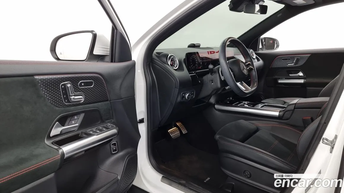 Mercedes-Benz GLA-Class 2024 из KR, фото 10