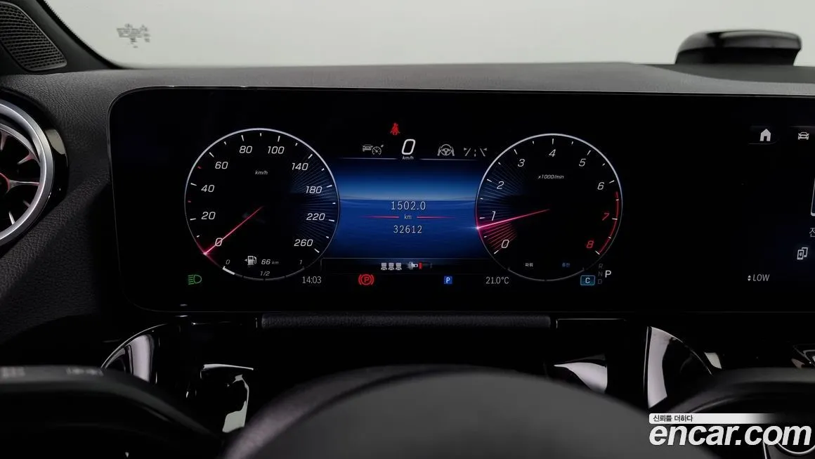 Mercedes-Benz GLA-Class 2024 из KR, фото 8