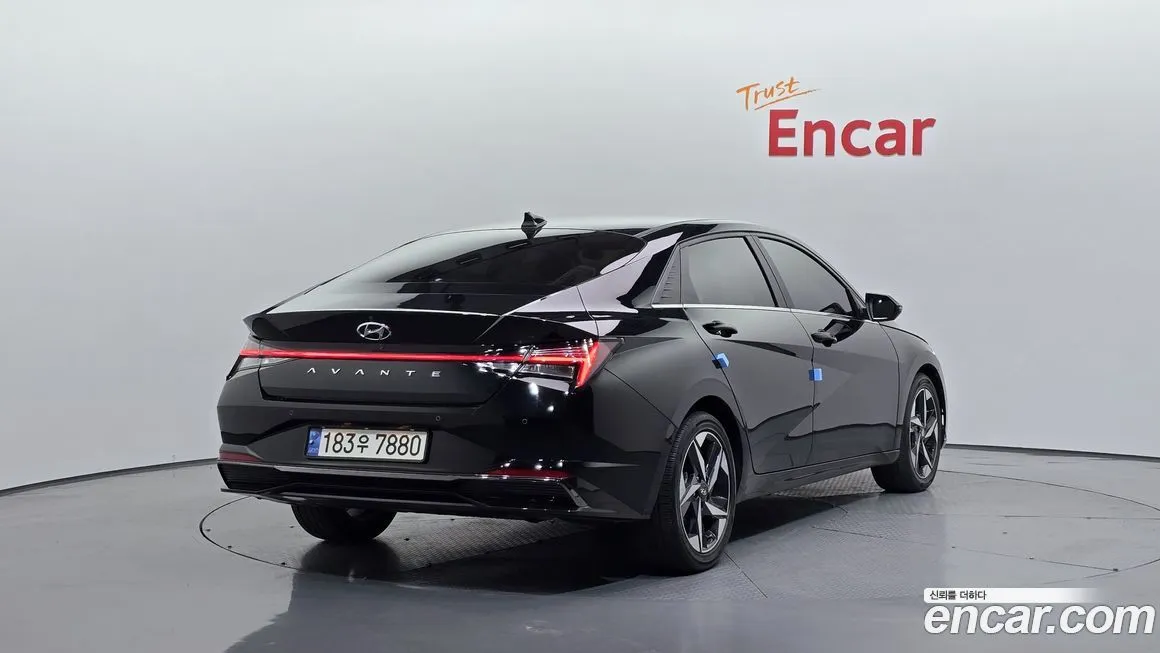 Hyundai AVANTE — фото 2