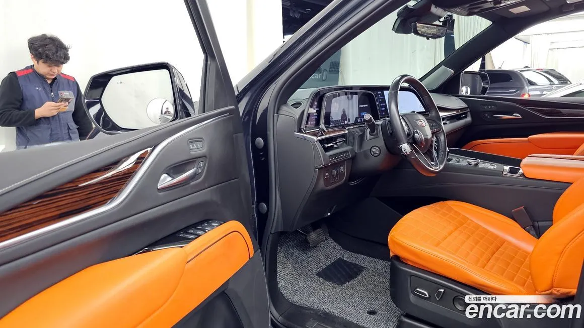 Cadillac Escalade 2022 из KR, фото 10