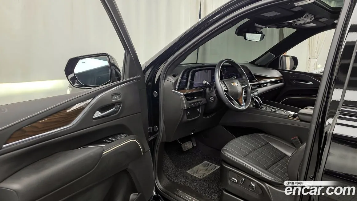 Cadillac Escalade 2023 из KR, фото 10