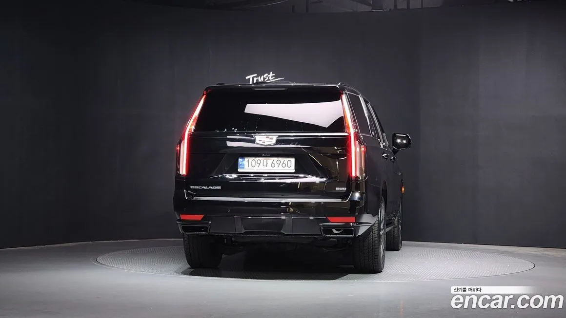 Cadillac Escalade 2023 из KR, фото 4