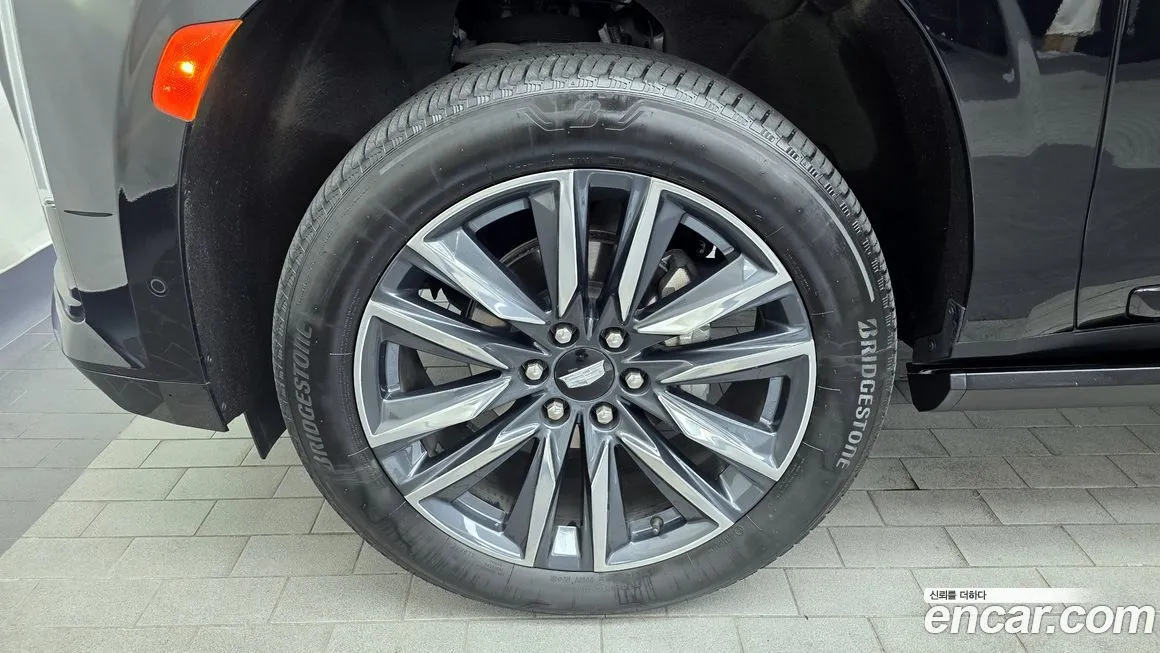 Cadillac Escalade 2023 из KR, фото 5