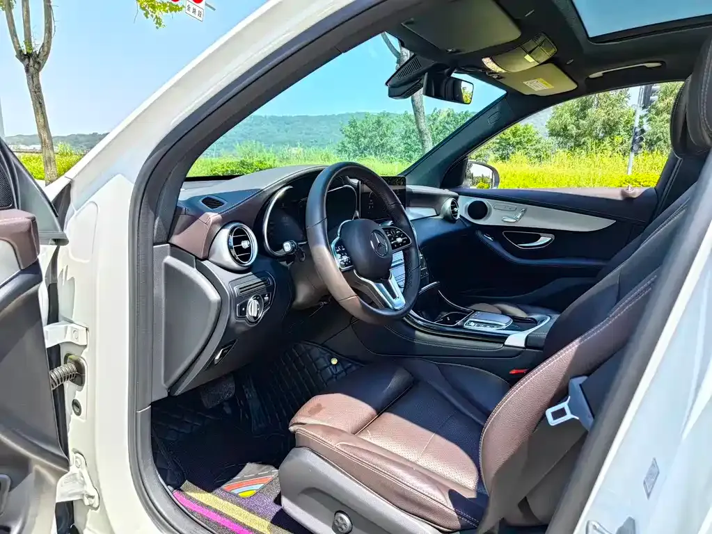 Mercedes-Benz GLC 2021 из CN, фото 8