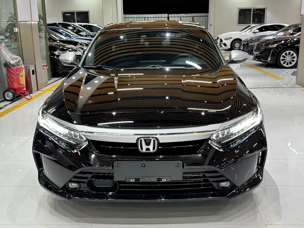 Honda Inspire — фото 2