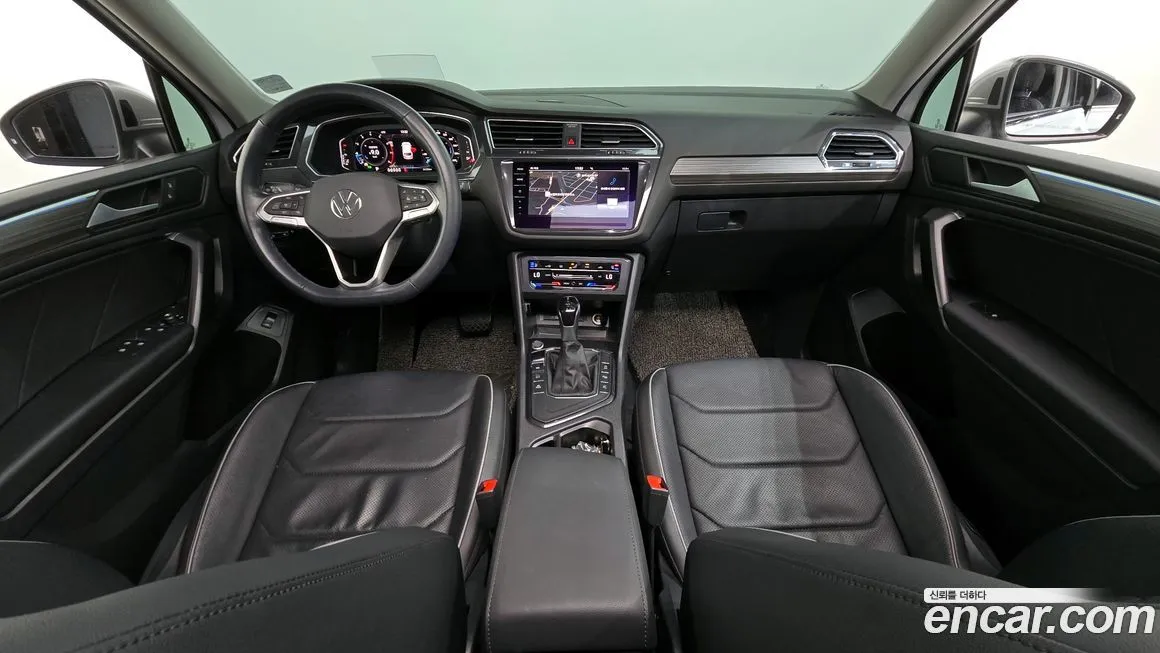 Volkswagen Tiguan — фото 7