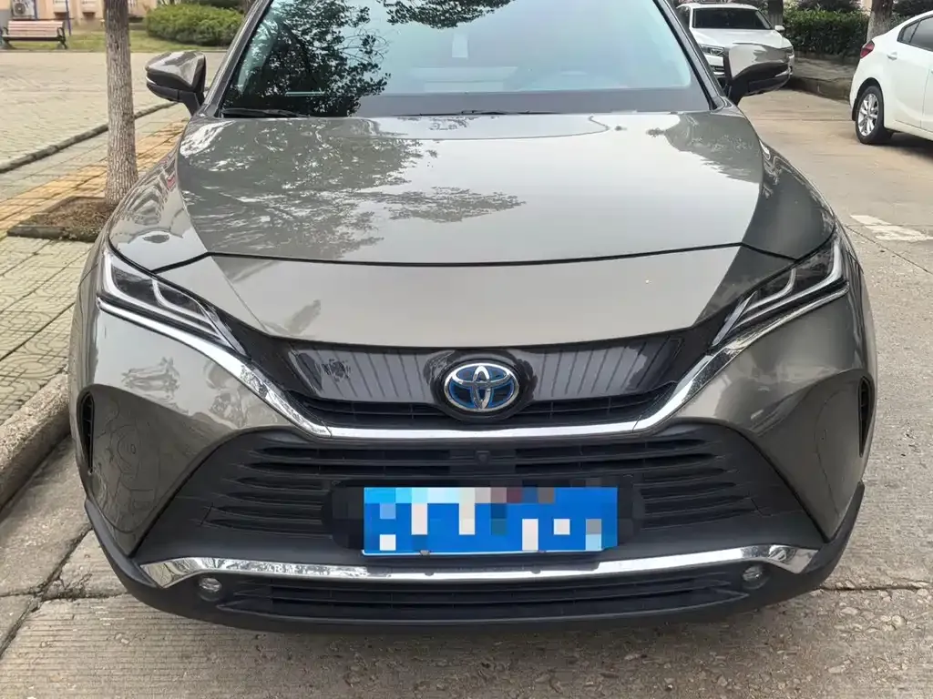 Toyota Harrier — фото 3