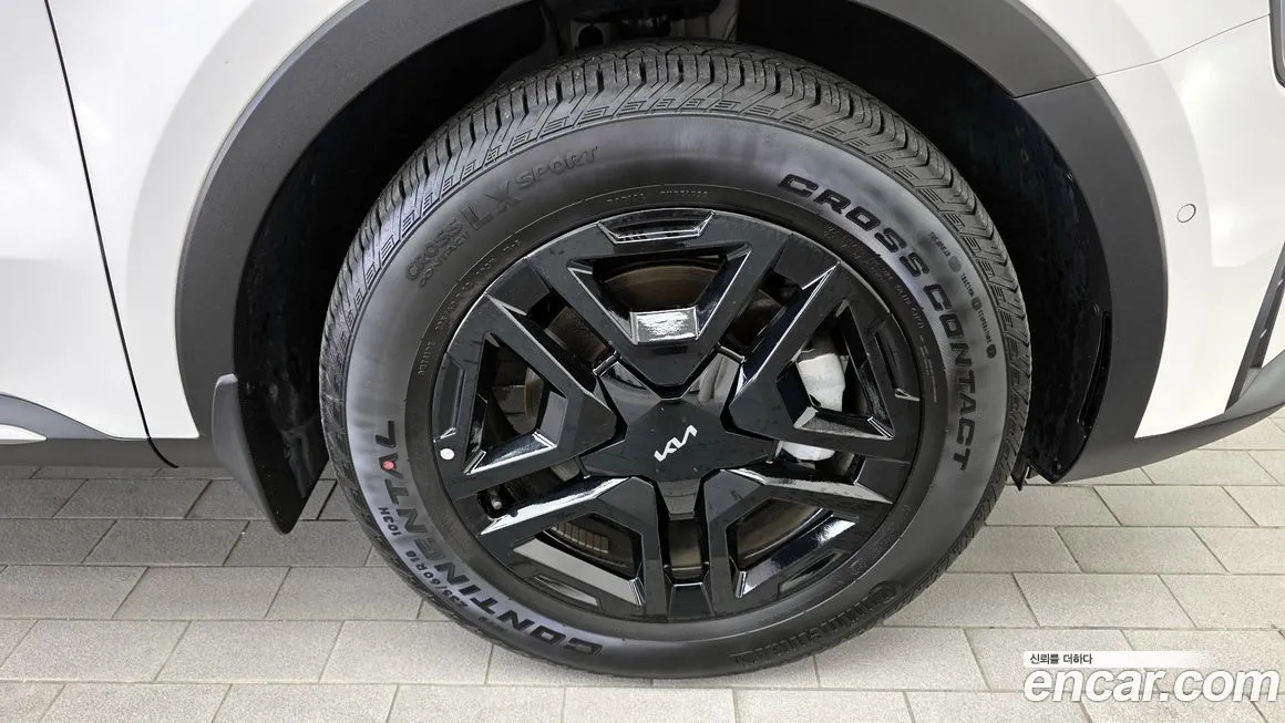 Kia Sorento — фото 5