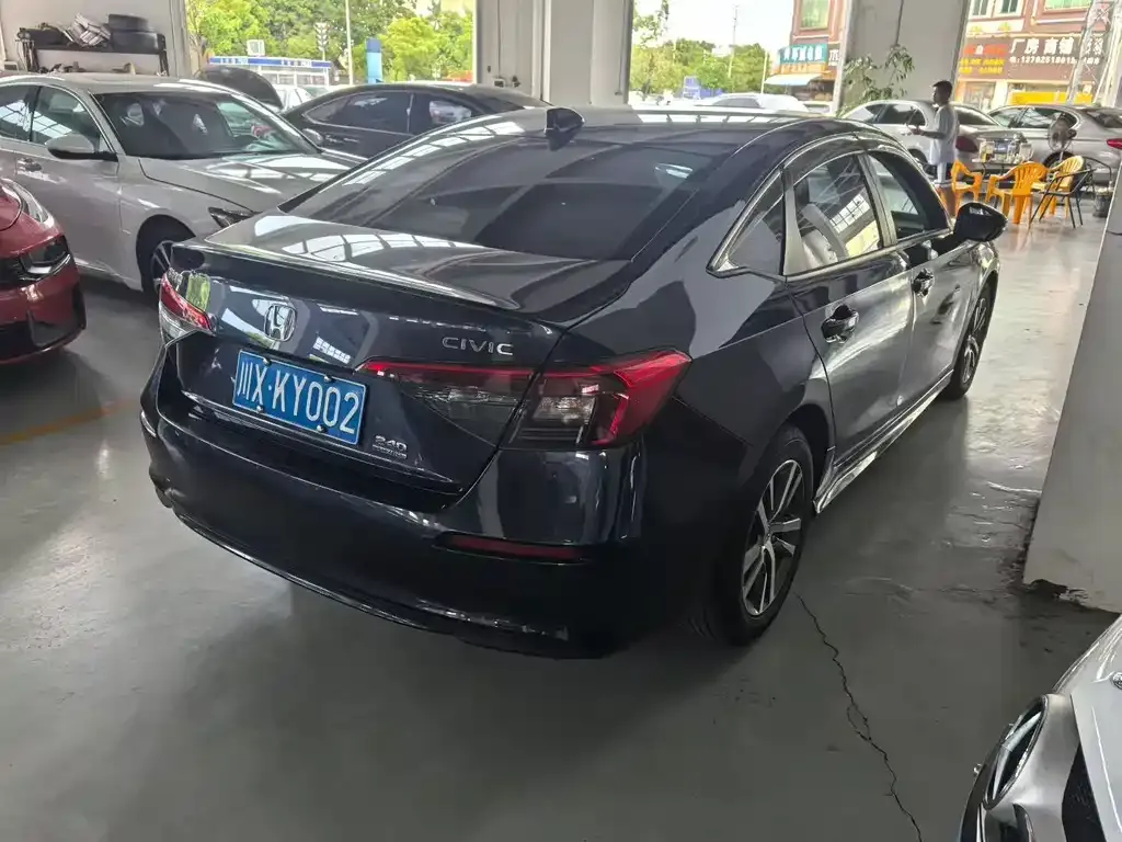 Honda Civic — фото 4