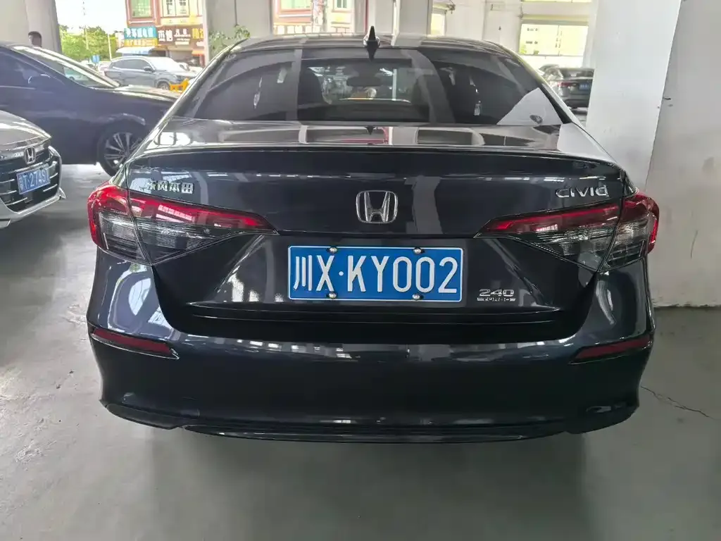 Honda Civic — фото 5